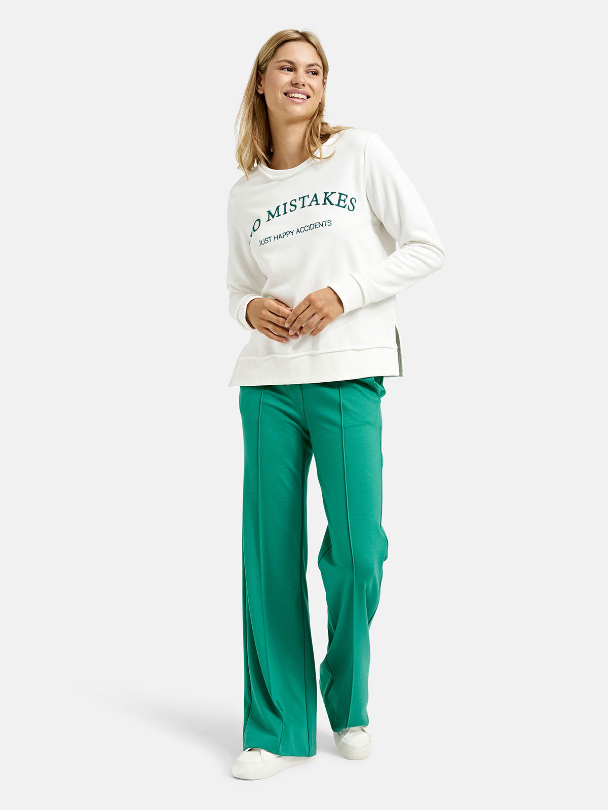 Sudadera NO MISTAKES